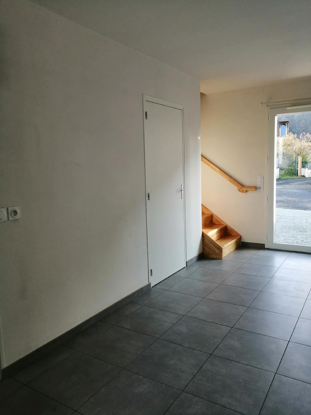 MAISON - LE LOUROUX BECONNAIS - 60m2