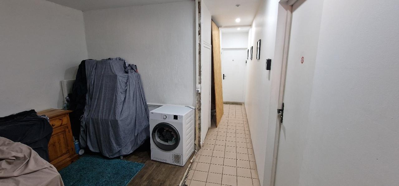 IMMEUBLE - SEGRE - 175m2