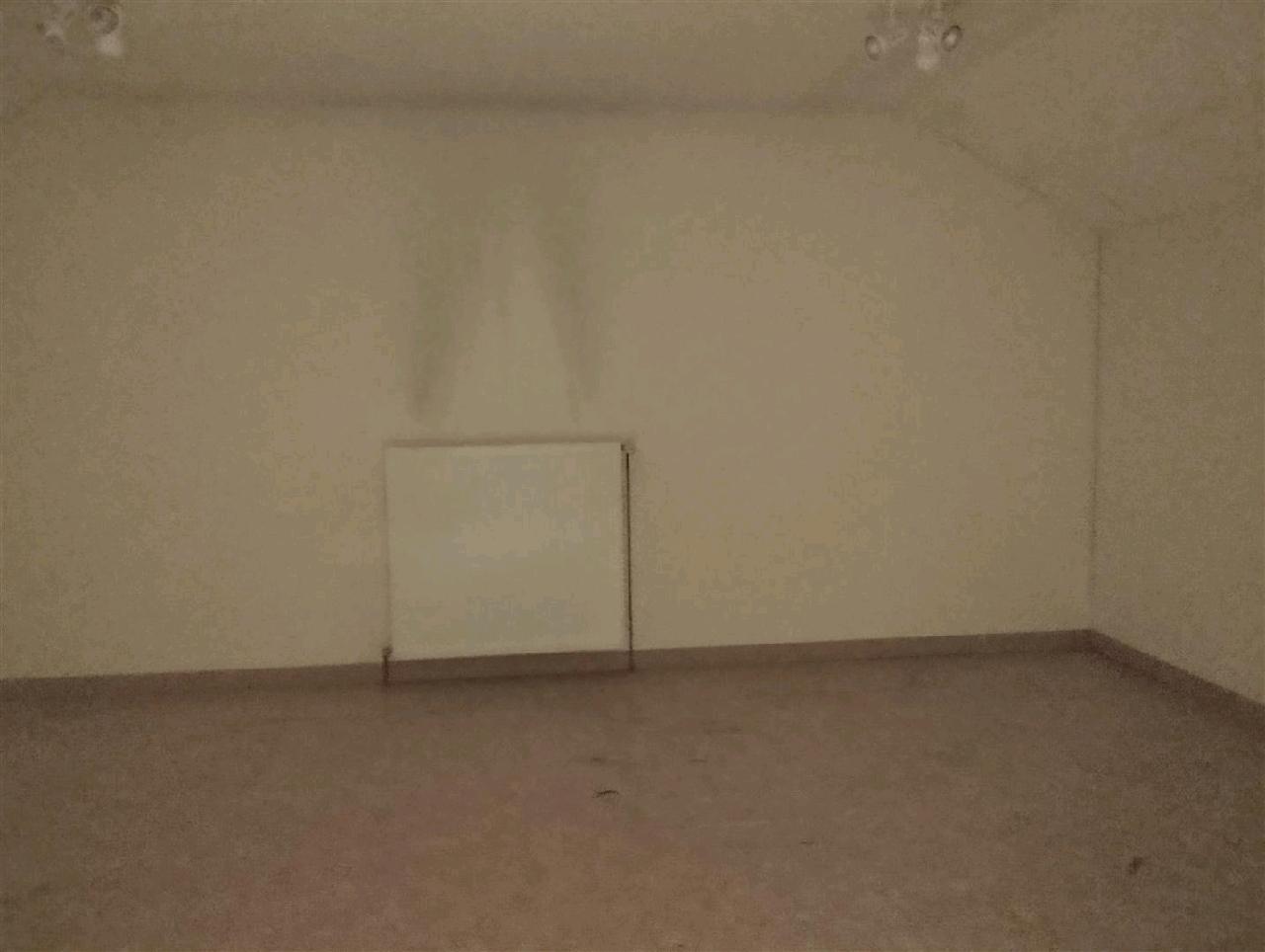 BATIMENT - ANGERS - 150m2