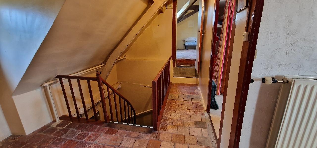 MAISON DE BOURG - ANGERS - 260m2