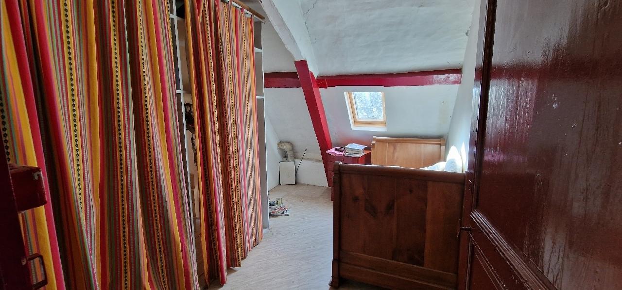 MAISON DE BOURG - ANGERS - 260m2