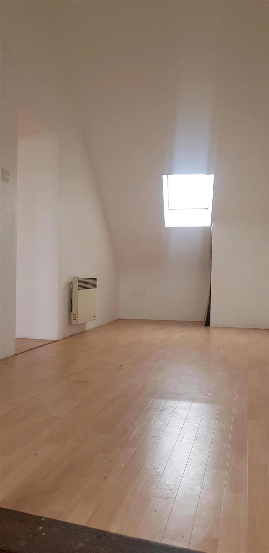 MAISON DE BOURG - SEGRE - 90m2