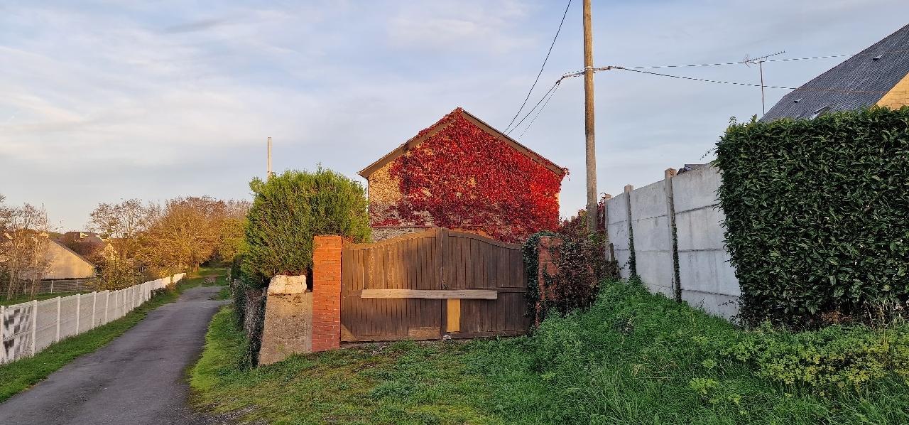 BATIMENT - CANDE - 200m2